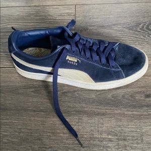 Puma suede Size 7.5 US